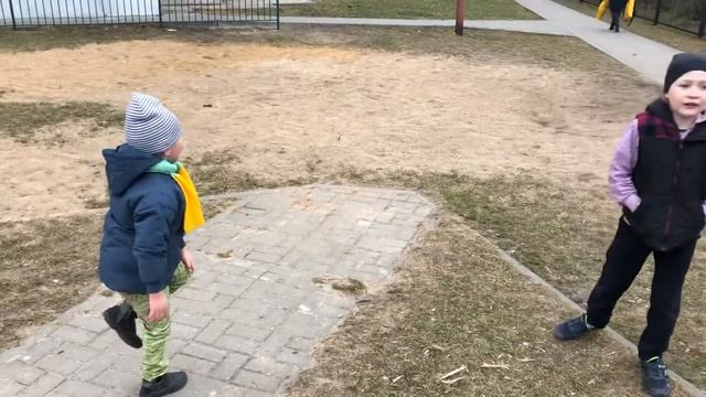 Карате тренировка у детей / ломаем патки / перелазим через преграды / Оззз / приемы карате смотреть онлайн