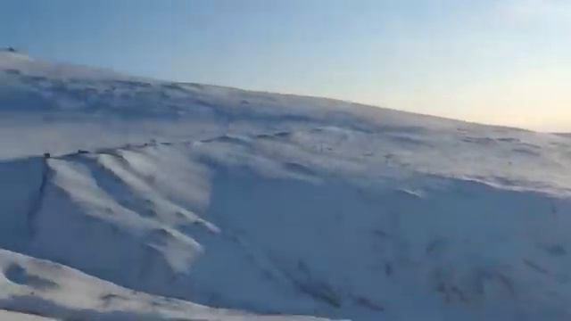 За горой Кировского склона Большой Вудъявр смотреть онлайн