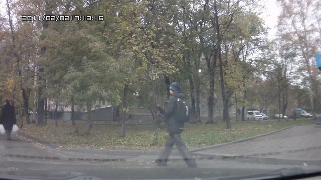 Троллейбус против платца смотреть онлайн