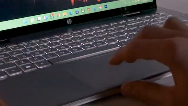 HP Pavilion x360 Review смотреть онлайн
