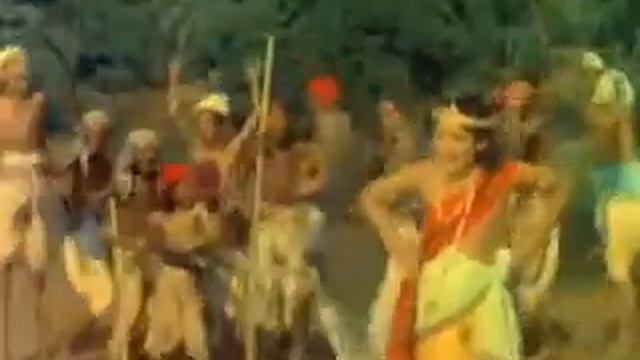 Кришна игрой на волшебной флейте разбивает горшки у девушек и ....))) смотреть онлайн