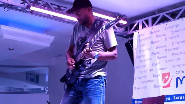 Tony Macalpine [1] @ Дружба, 30.05.12 смотреть онлайн