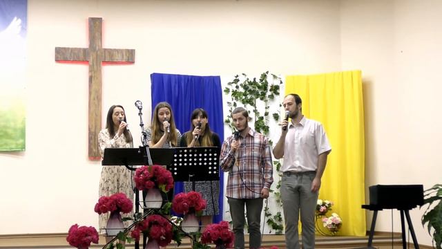 "Красками неба и земли!" || Молодёжное прославление || 19.06.22 смотреть онлайн