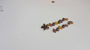 КАК спрятать места соединения пинов между бусинами?