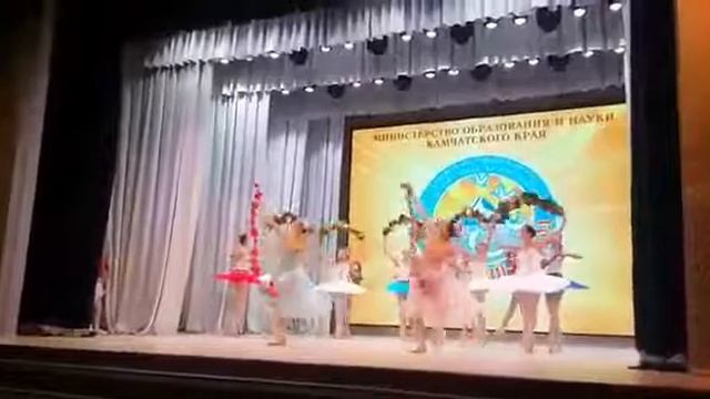 Вальс Цветов смотреть онлайн