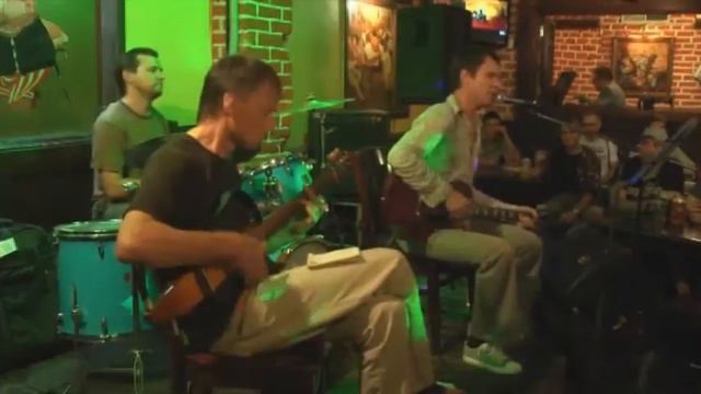 28.08.2015 Теплая Трасса - Падает Башня Клуб Швайн (Москва) смотреть онлайн