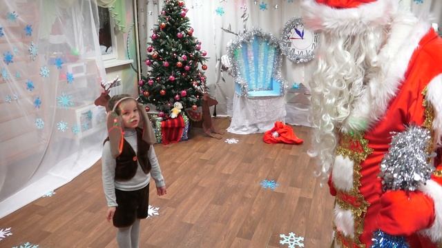 "Новый год на Веселой ферме" утренник в детском саду? смотреть онлайн