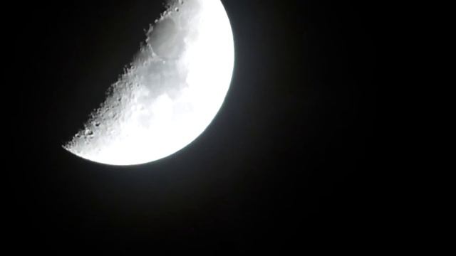 Panasonic Lumix DMC-FZ72_Mondaufnahme смотреть онлайн