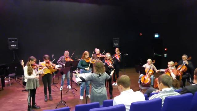 M.McLean - Little Fandango смотреть онлайн