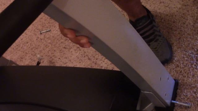 How To Disassemble A Treadmill Before You Move It смотреть онлайн