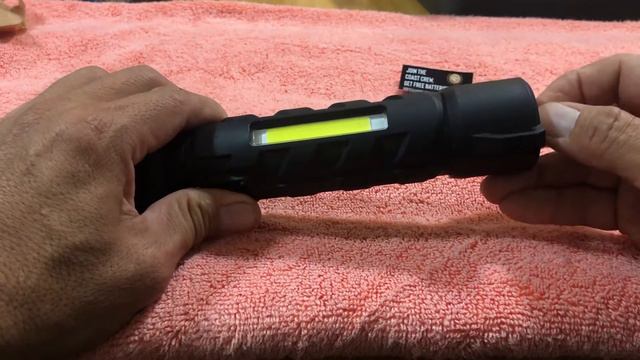 Coast Flashlight Polisteel 700