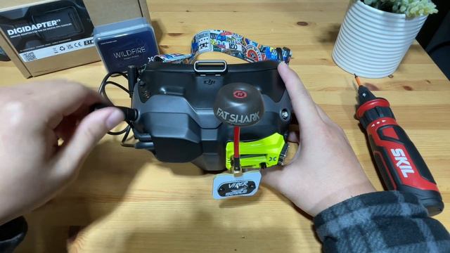Convert DJI V2 Goggles To Analog With Digi Adaptor + Analog Module