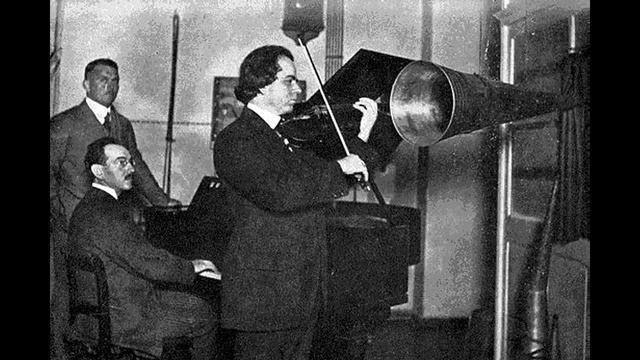 JAN KUBELIK plays the DUDZIARZ MAZURKA, 3rd July 1911. смотреть онлайн
