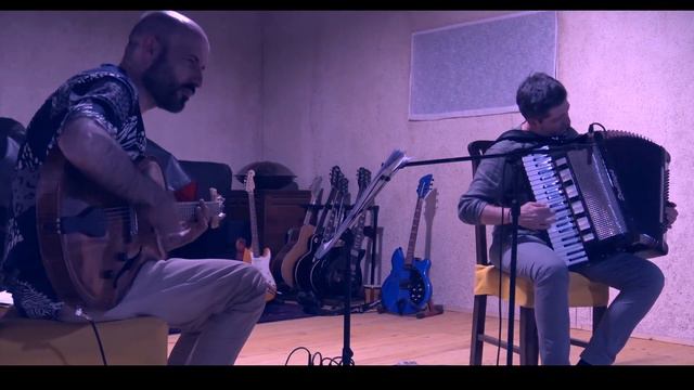 ACCORDION TO ME | Marco Varvello / Alessandro Chiappetta смотреть онлайн
