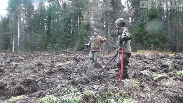 Что нашёл???Новичок на КОПЕ!!!металлопоиск монет и артефактов!первая серия смотреть онлайн