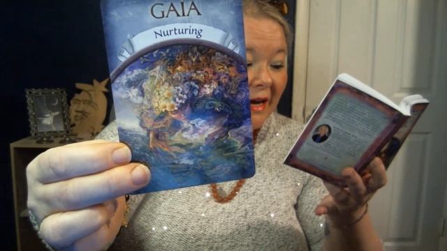 January 24th Earth Magic Oracle Card reading for the soul collective. Gaia is here to nurture смотреть онлайн