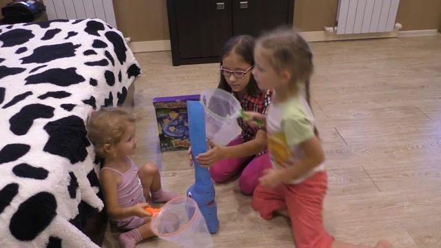 Игра Элефан Elefun "светлячки", Hasbro. Детский канал Арина и Николь. смотреть онлайн