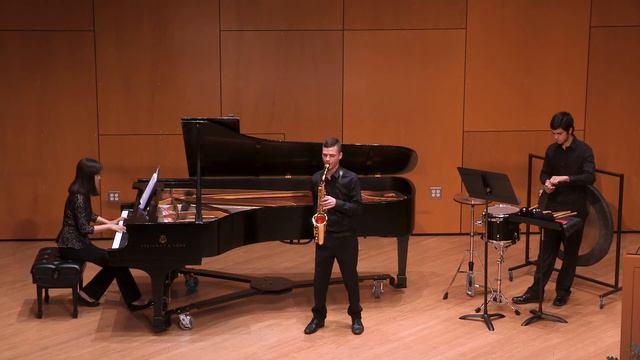 Cyber Bird: I. Bird in Colour, by Takashi Yoshimatsu смотреть онлайн