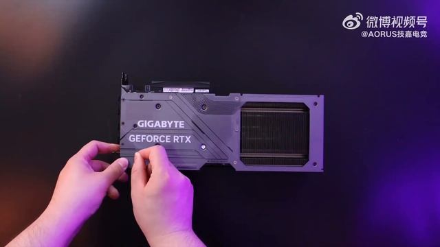 GIGABYTE RTX 4070 Gaming OC 12G Unboxing смотреть онлайн