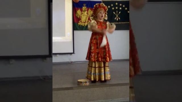 Песня Я НА ГОРКУ ШЛА смотреть онлайн
