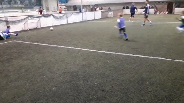 ДЕТСКАЯ ЖЕСТКАЯ ИГРА В ФУТБОЛ ☆ ГРУБЫЙ ПОДКАТ В ДЕТСКОМ ФУТБОЛЕ