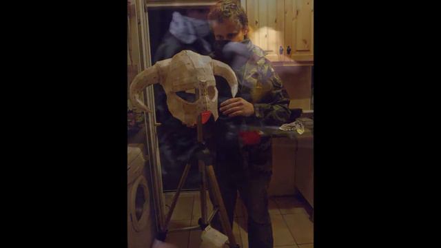 skyrim helmet wip смотреть онлайн