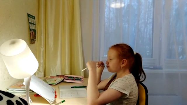 Чем можно подкупить ребенка до 8 лет? Ответ прост))) смотреть онлайн