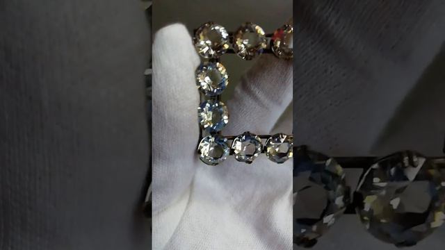 Большая редкая антикварная пряжка смотреть онлайн