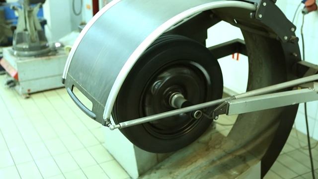 Почему официальный сервис Volkswagen лучше? смотреть онлайн