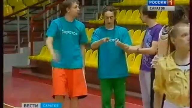 Саратовская команда "Больших танцев" приехала в Москву смотреть онлайн