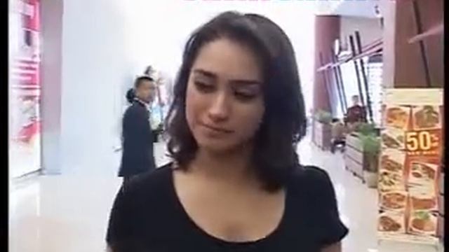 Alexandra Gottardo Ogah Ikuti Trend Nikah Muda - CumiCumi.com