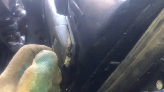 Как снять личинку замка двери Mercedes-Benz W210 смотреть онлайн