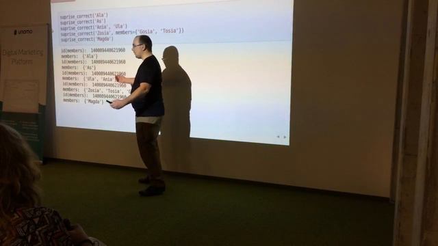 PyLight #2 - Marcin Jaroszewski - Domyślne niezmienne, czyli o argumentach funkcji w Pythonie смотреть онлайн