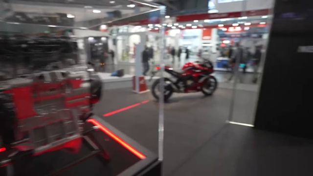 Honda CBR1000rr-r Fireblade 1992-2022 | Quick Walkaround смотреть онлайн