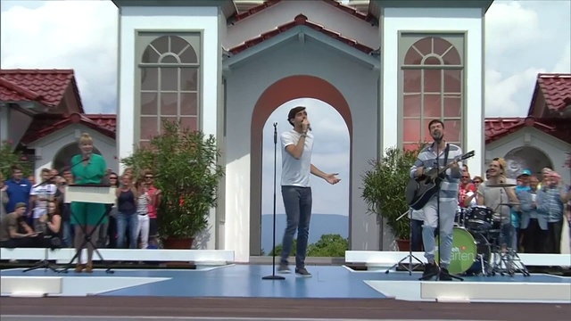 Alvaro Soler - Sofia (ZDF Fernsehgarten 05.07.2017)