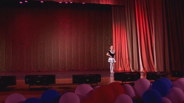 Испанский танец / Бальные танцы смотреть онлайн