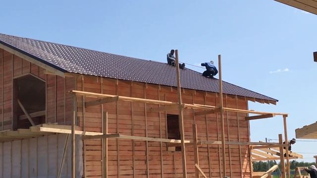 Монтаж кровли на дом из бруса 160 м2 от застройщика Севиан Строй смотреть онлайн