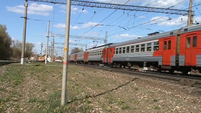Электропоезд ЭД4М-0059 сообщением Савёлово - Москва и приветливый помощник смотреть онлайн