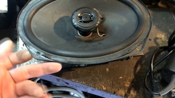 Как разобрать авто динамик