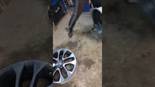 Nissan x-trail или Renault смотреть онлайн