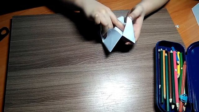 Оригами. Бумажная гадалка. Origami. Paper fortune teller. смотреть онлайн