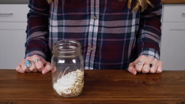 How-To Make Monk Fruit Sweetener Overnight Oats | Recipe