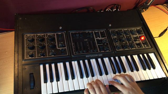 Estradin - 230 | Эстрадин-230 Soviet Analog Synthesizer | Minimoog Copy | Pre-Behringer Era