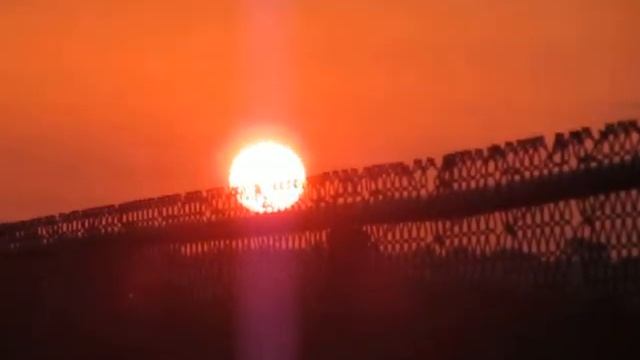 7 3 20 Beautiful Orange Sunrise смотреть онлайн