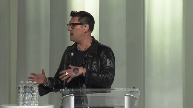 Case Closed: ESP Is Real | Mitch Horowitz speaking at Hereticon, 2022 смотреть онлайн