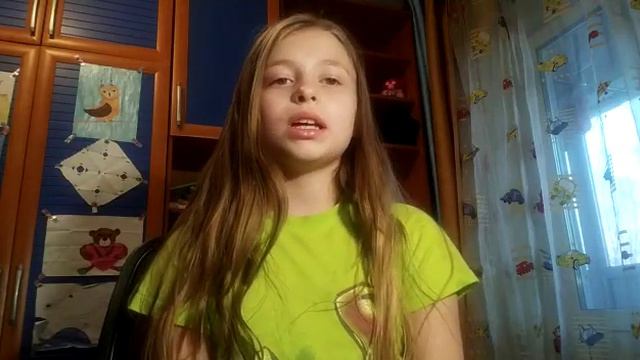 Моя внучечка поёт песню ко ДНЮ ПОБЕДЫ!