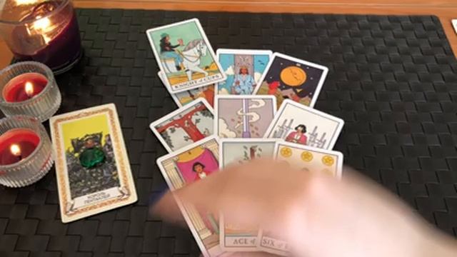 Расклад на 4 королей. Что он думает обо мне сейчас? Как будет действовать? Таро онлайн. смотреть онлайн