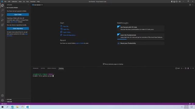 Git/GitHub Practice & Python Intro Tutorial 2 - Creating a fresh local repository in Git смотреть онлайн