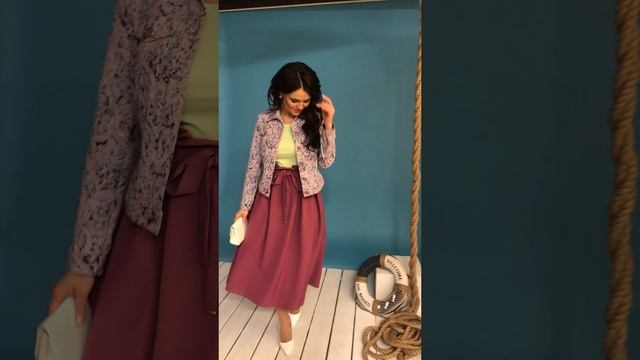 Костюм женский с юбкой летний Мода-Юрс модель 2400