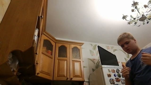 Кулинарное видео, как я жарю блины. А вы все умеете жарить блины? напишите в комментариях. смотреть онлайн